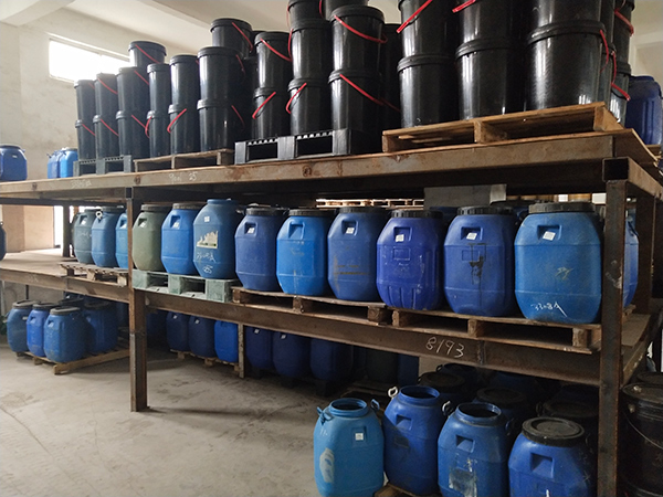 粘必牢-產(chǎn)品存放